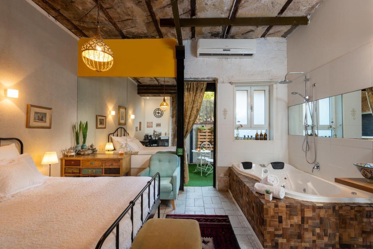 Trieste Neve Tzedek Boutique Suites Tel Aviv Eksteriør bilde